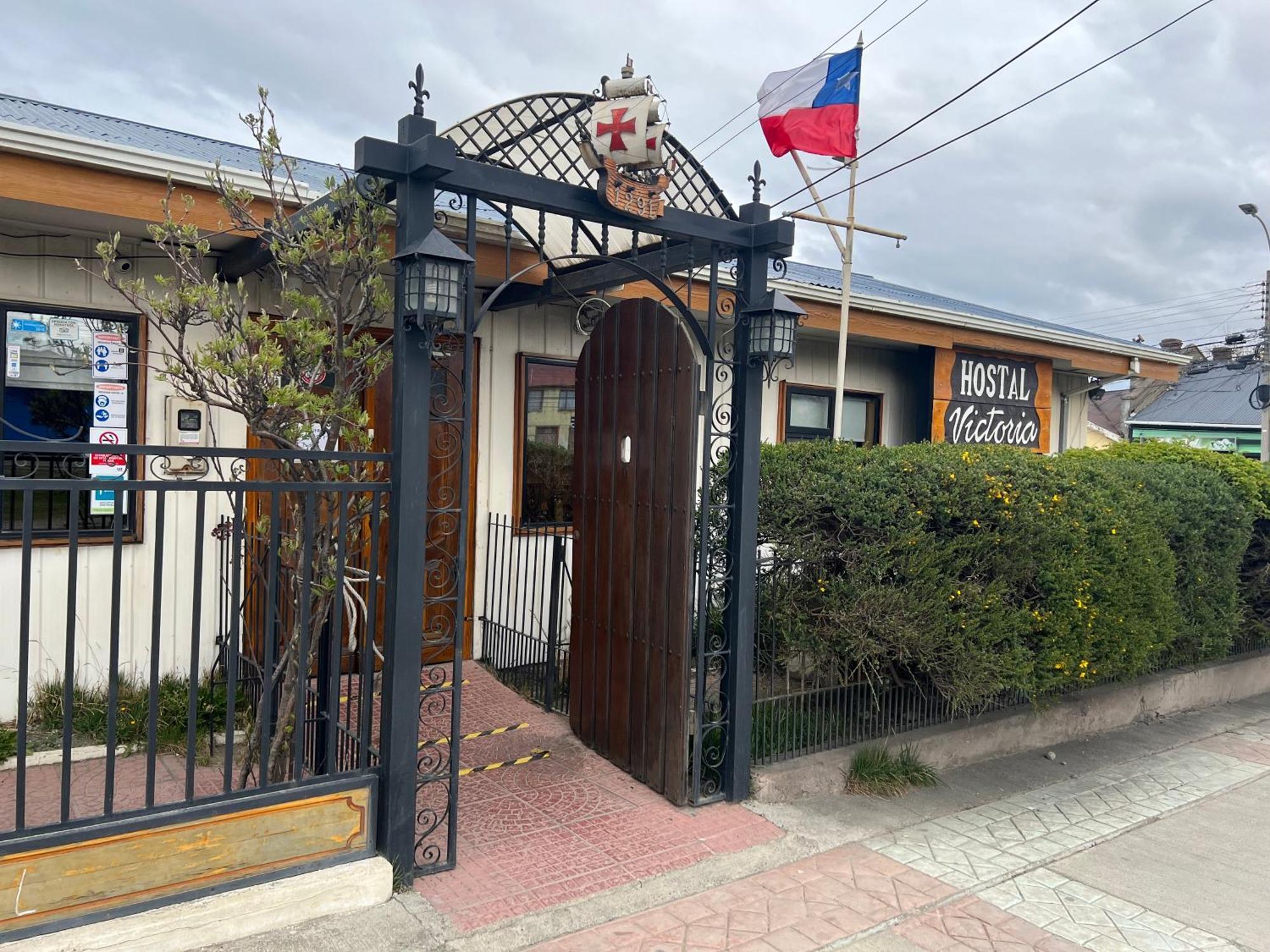 Hostal Victoria Punta Arenas Exterior foto